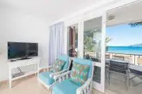 Holiday rentals in Canaves