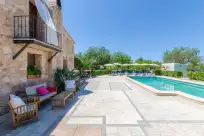 Holiday rentals in Can rosillo