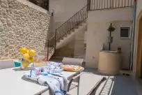 Holiday rentals in Can diana