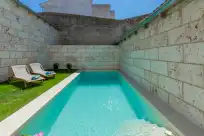 Holiday rentals in Can toni
