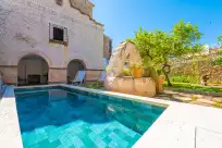 Holiday rentals in Josep sanxo de la jordana 12