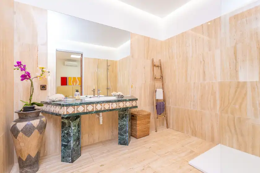 Holiday rentals in Sa verdera, Maria de la Salut