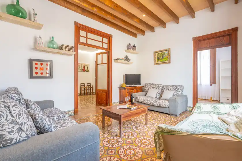 Holiday rentals in Sa verdera, Maria de la Salut