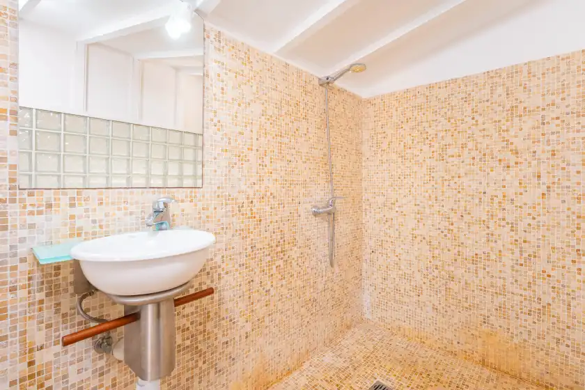 Holiday rentals in Sa verdera, Maria de la Salut