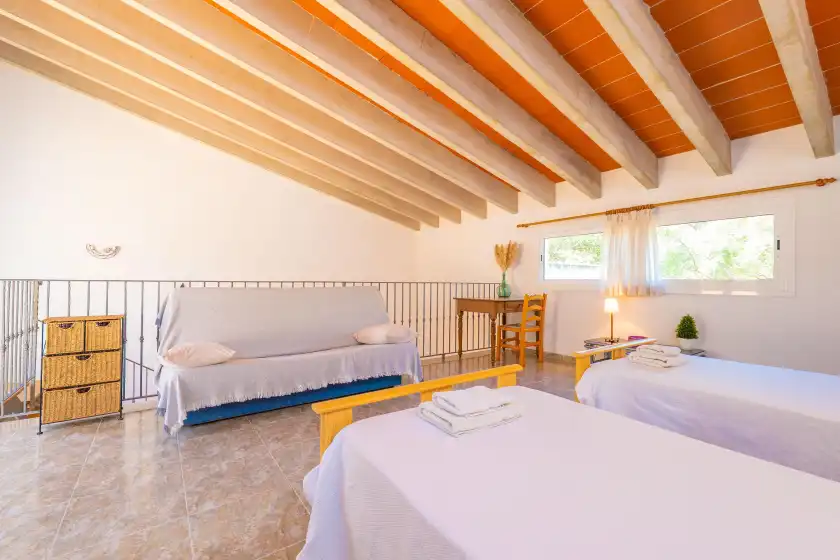 Ferienhaus auf Vila garballó, Crestatx