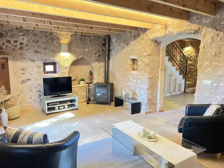 Holiday rentals in Can pina - eco pina -, Costitx