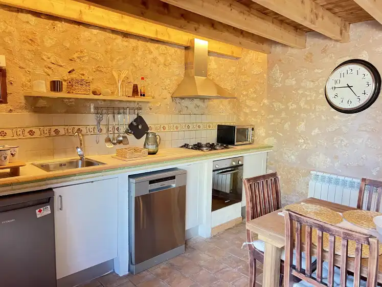 Holiday rentals in Can pina - eco pina -, Costitx