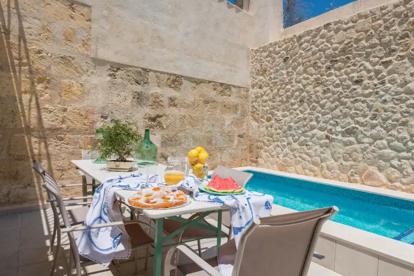 Holiday rentals in Can diana, Campanet