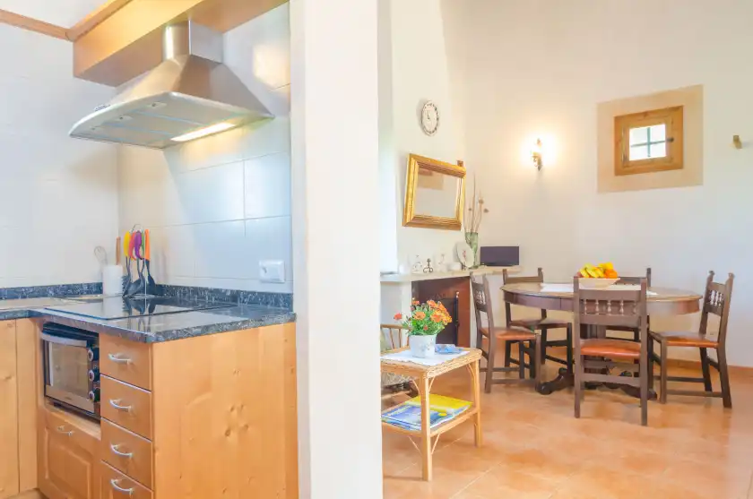 Holiday rentals in Can estelrich- sant blai, Campos
