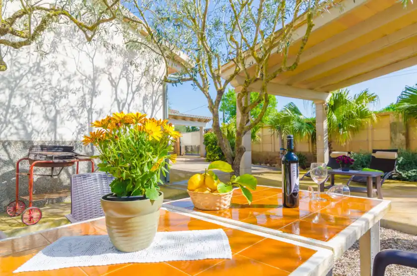 Holiday rentals in Can estelrich- sant blai, Campos