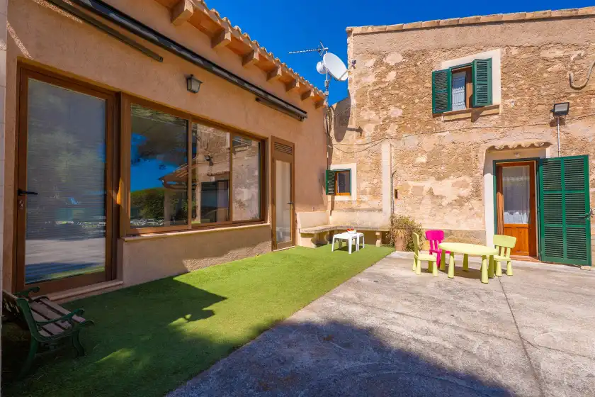 Holiday rentals in Sa marina (covamarina), ses Covetes