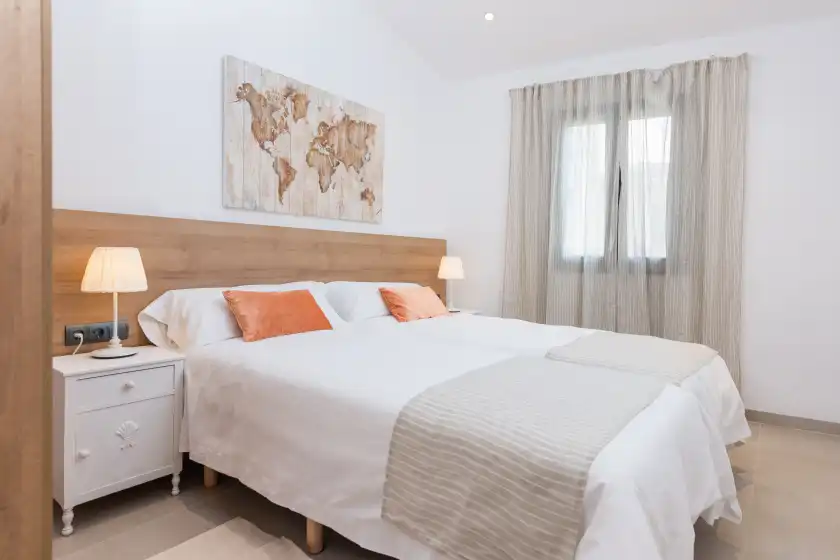 Holiday rentals in Ca na foc, Sa Pobla