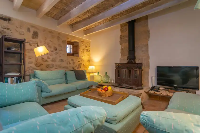 Holiday rentals in Can peñes, Andratx