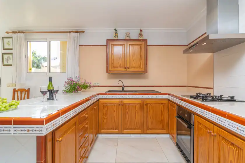 Holiday rentals in Unio 36, Ariany