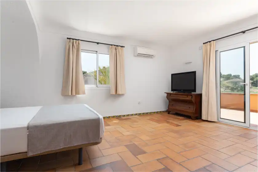 Holiday rentals in Mulholland villa, Can Picafort