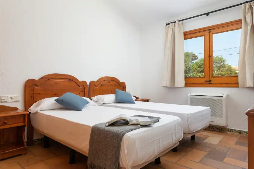 Holiday rentals in Mulholland villa, Can Picafort