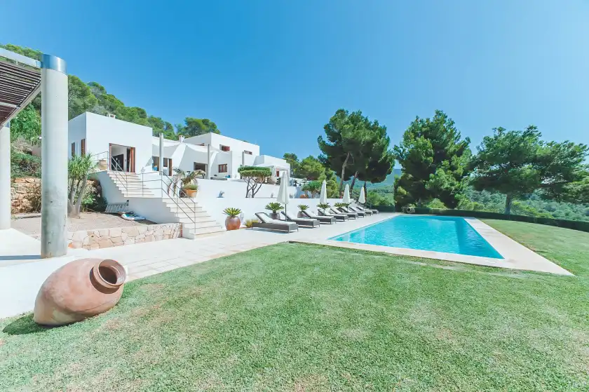 Holiday rentals in Villa katherine, Sant Josep de sa Talaia