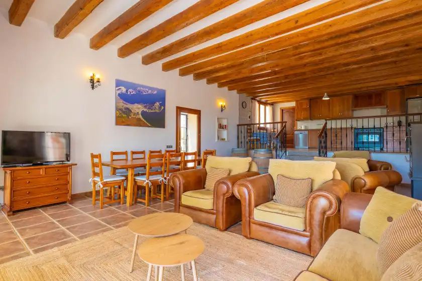 Holiday rentals in Can mir sa posada des pagès, Formentor