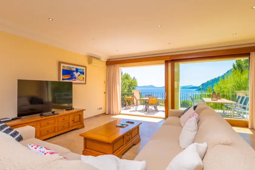 Holiday rentals in Can mir sa posada des pagès, Formentor