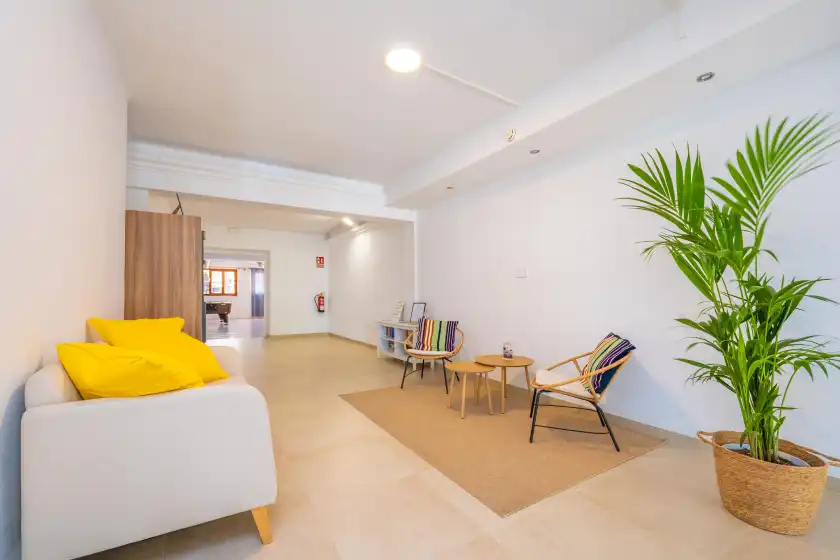 Holiday rentals in Hotel antares, Cala d'Or