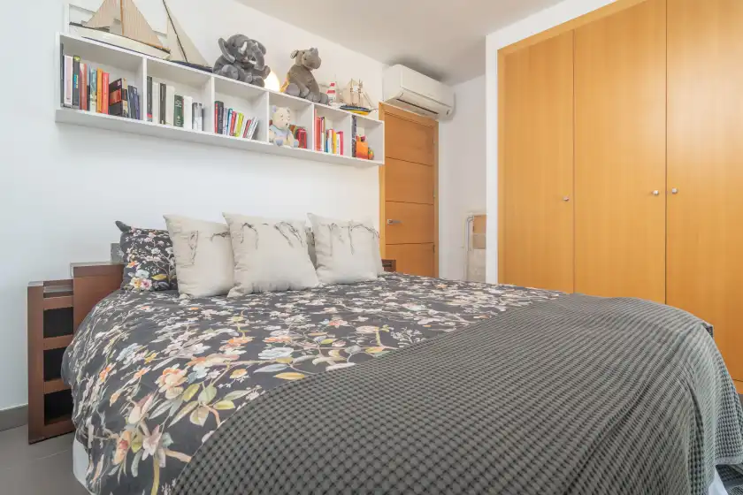 Holiday rentals in Mar colonia, Colònia de Sant Jordi