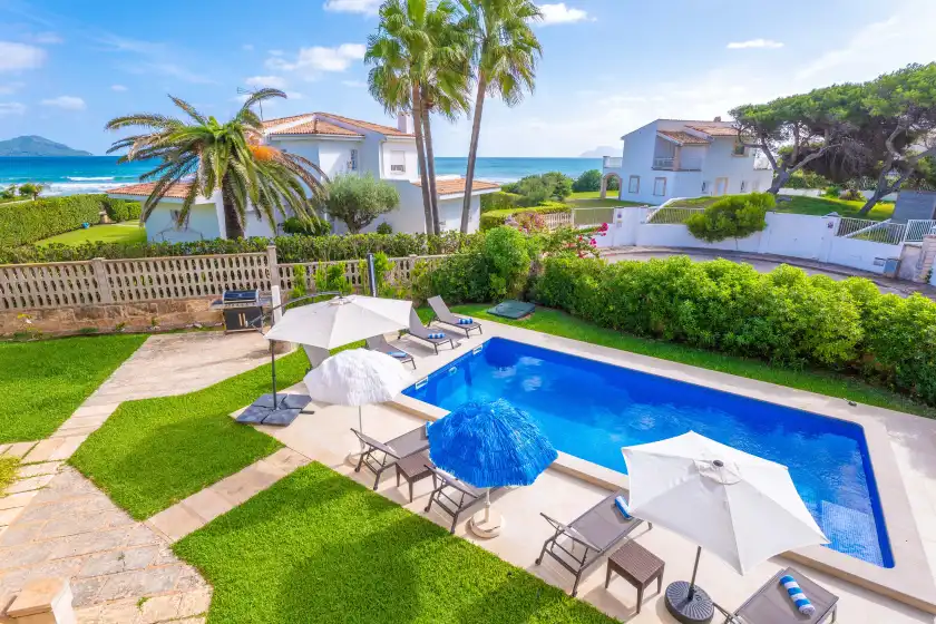 Holiday rentals in Casa leo, Platja de Muro