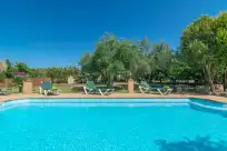 Holiday rentals in Pili