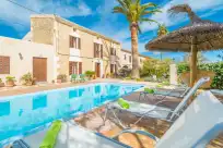 Holiday rentals in Can salvador