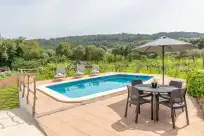 Holiday rentals in Casa dina