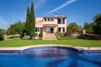 Holiday rentals in Sa morada