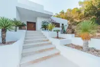 Holiday rentals in Villa katherine