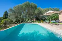 Holiday rentals in Son poca palla