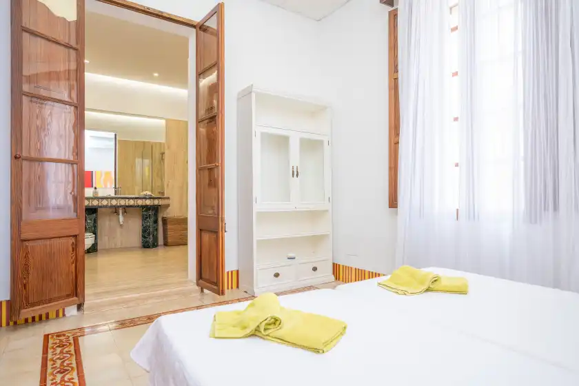 Holiday rentals in Sa verdera, Maria de la Salut