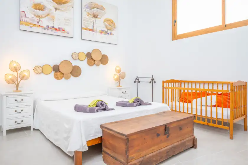Holiday rentals in Sa verdera, Maria de la Salut