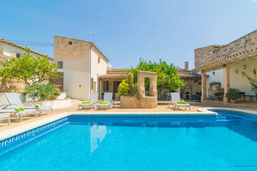 Holiday rentals in Sa verdera, Maria de la Salut