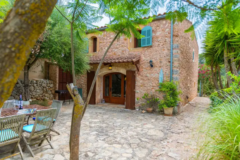 Holiday rentals in Can pina - eco pina -, Costitx