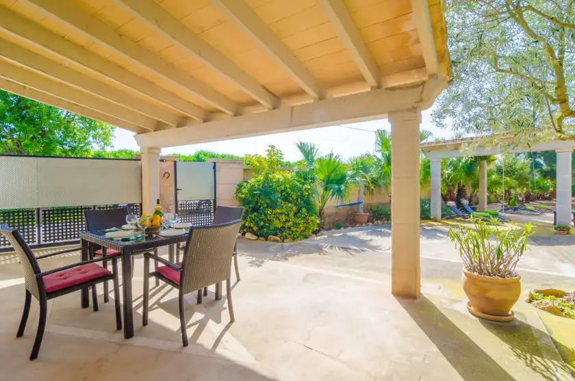 Holiday rentals in Can estelrich- sant blai, Campos