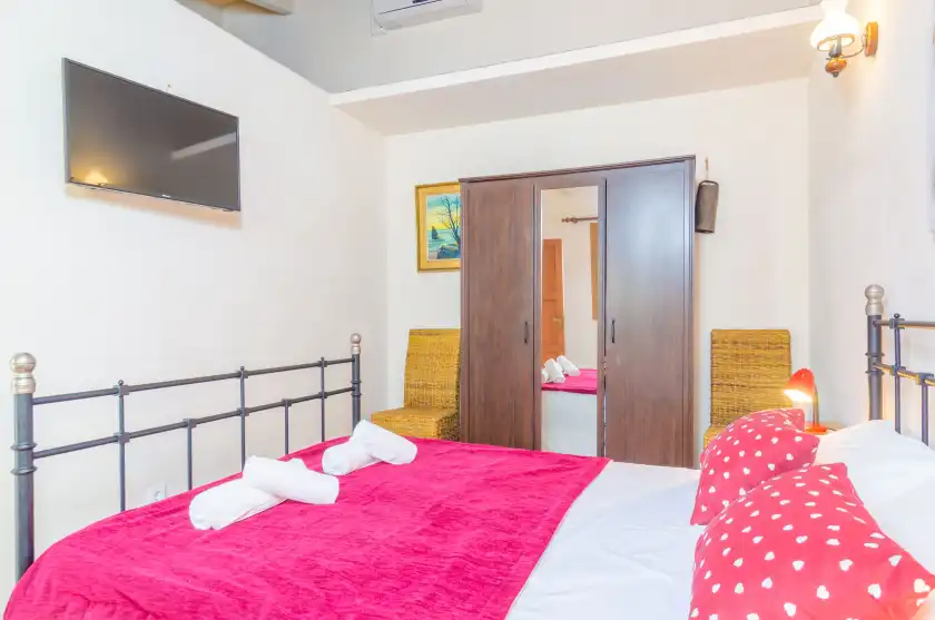 Holiday rentals in Can estelrich- sant blai, Campos