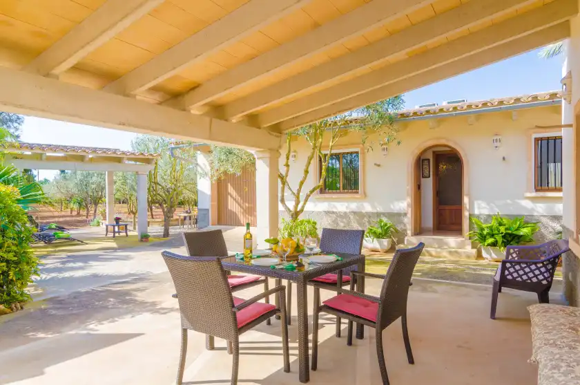 Holiday rentals in Can estelrich- sant blai, Campos
