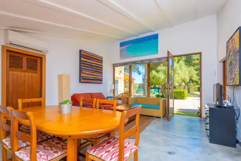 Holiday rentals in Sa marina (covamarina), ses Covetes