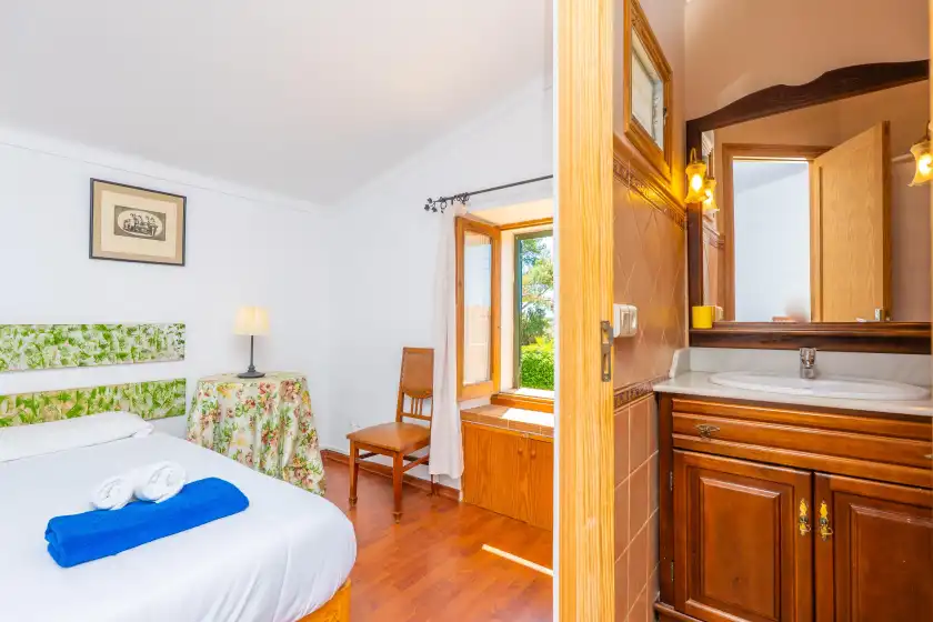 Holiday rentals in Sa marina (covamarina), ses Covetes