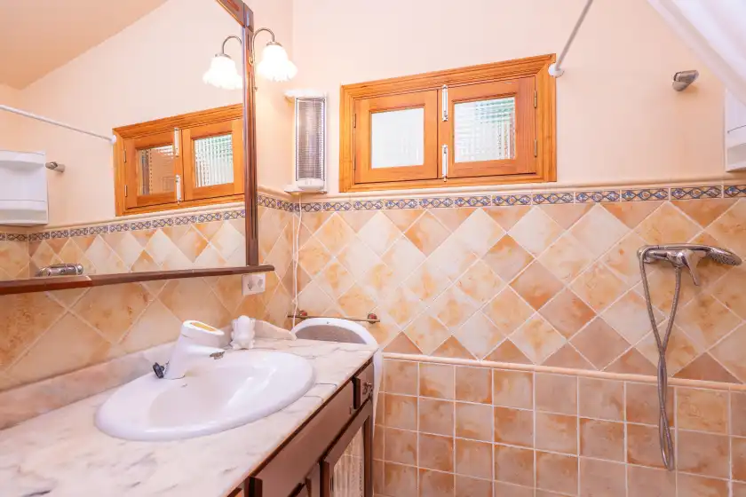 Holiday rentals in Sa marina (covamarina), ses Covetes