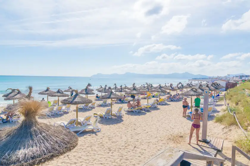 Holiday rentals in Can confit, Can Picafort