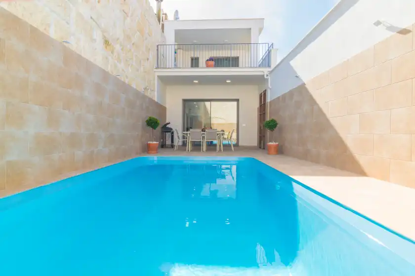 Holiday rentals in Can serra, Sa Pobla