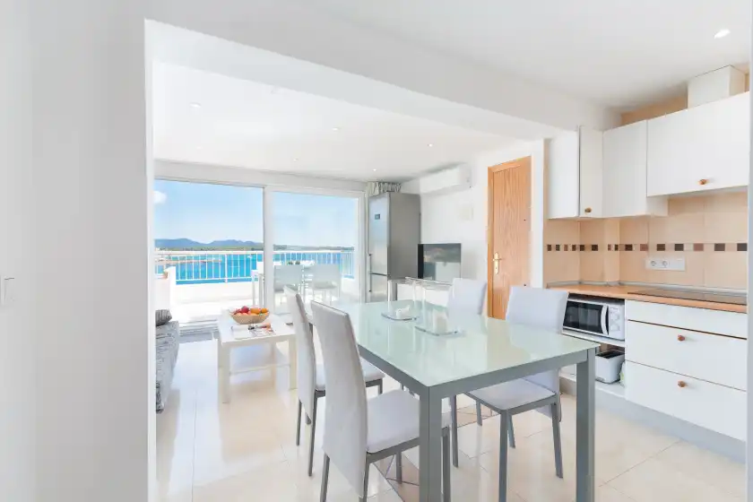Alquiler vacacional en Luisamar sea view, s'Illot