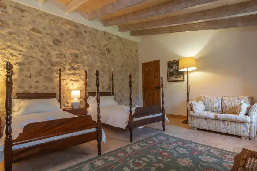 Holiday rentals in Can peñes, Andratx