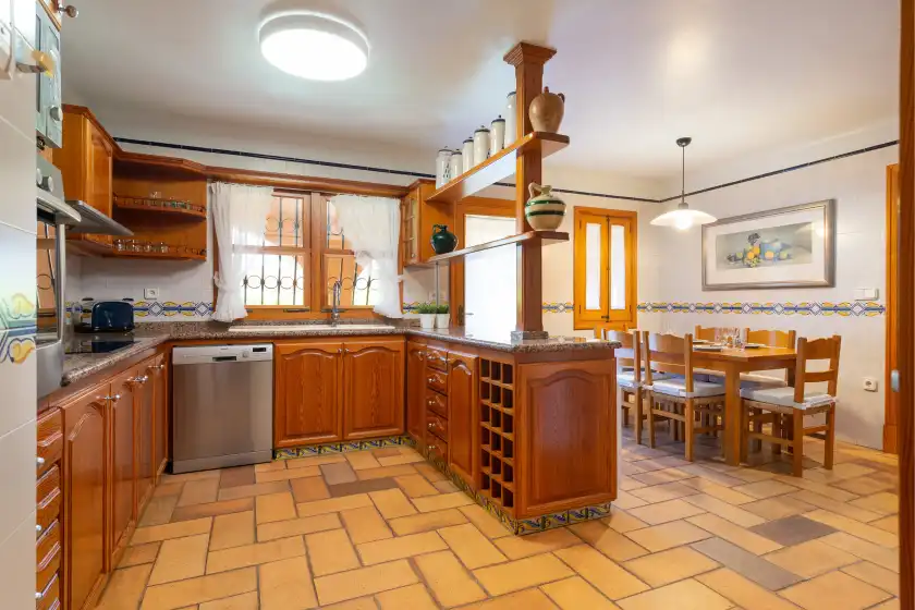 Holiday rentals in Mulholland villa, Can Picafort