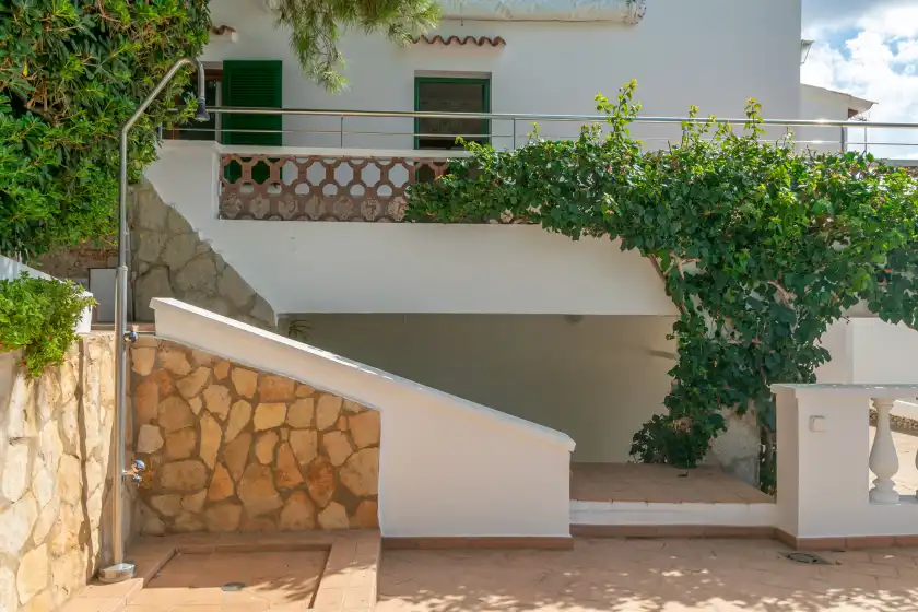 Holiday rentals in Can jaume 6, es Canutells