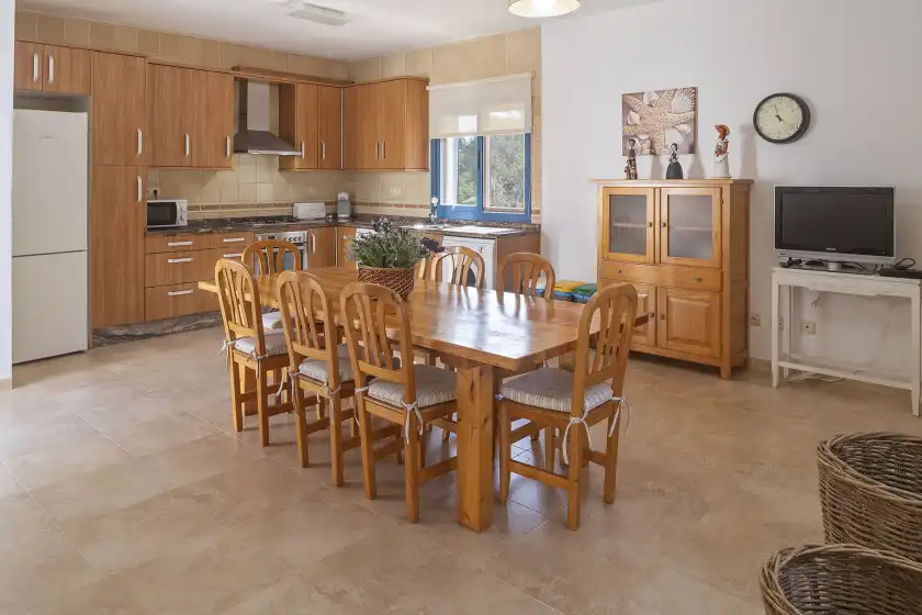Holiday rentals in Es lliri blanc, Venda des Cap de Barbaria
