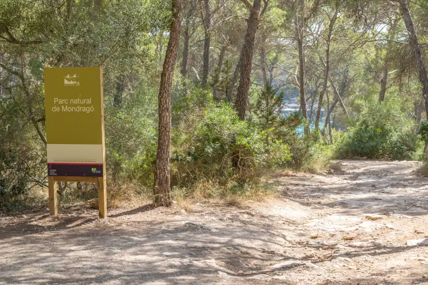 Alquiler vacacional en Barca trencada a3, es Cap des Moro